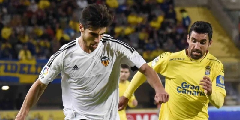 Valencia vs Las Palmas là cặp đầy thú vị tại nửa dưới BXH La Liga