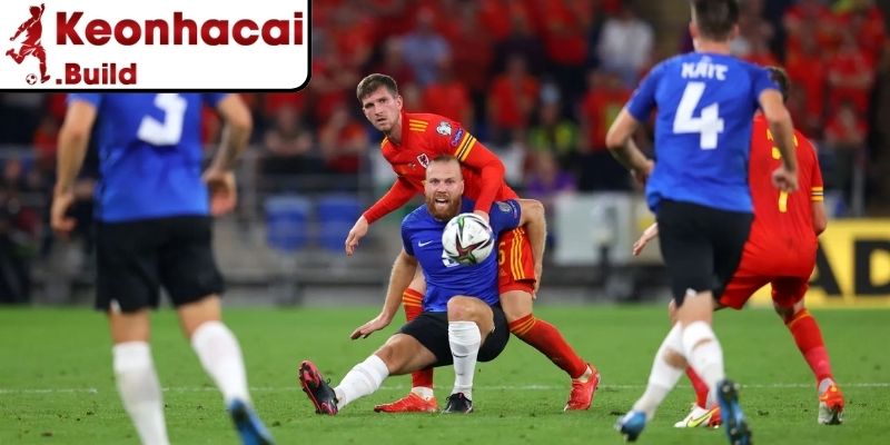 AM Trong Bóng Đá Là Gì Và Lý Do Vị Trí Này Mai Một Hiện Đại 2 AM trong bóng đá là gì? Khái niệm trong hệ thống chiến thuật hiện đại